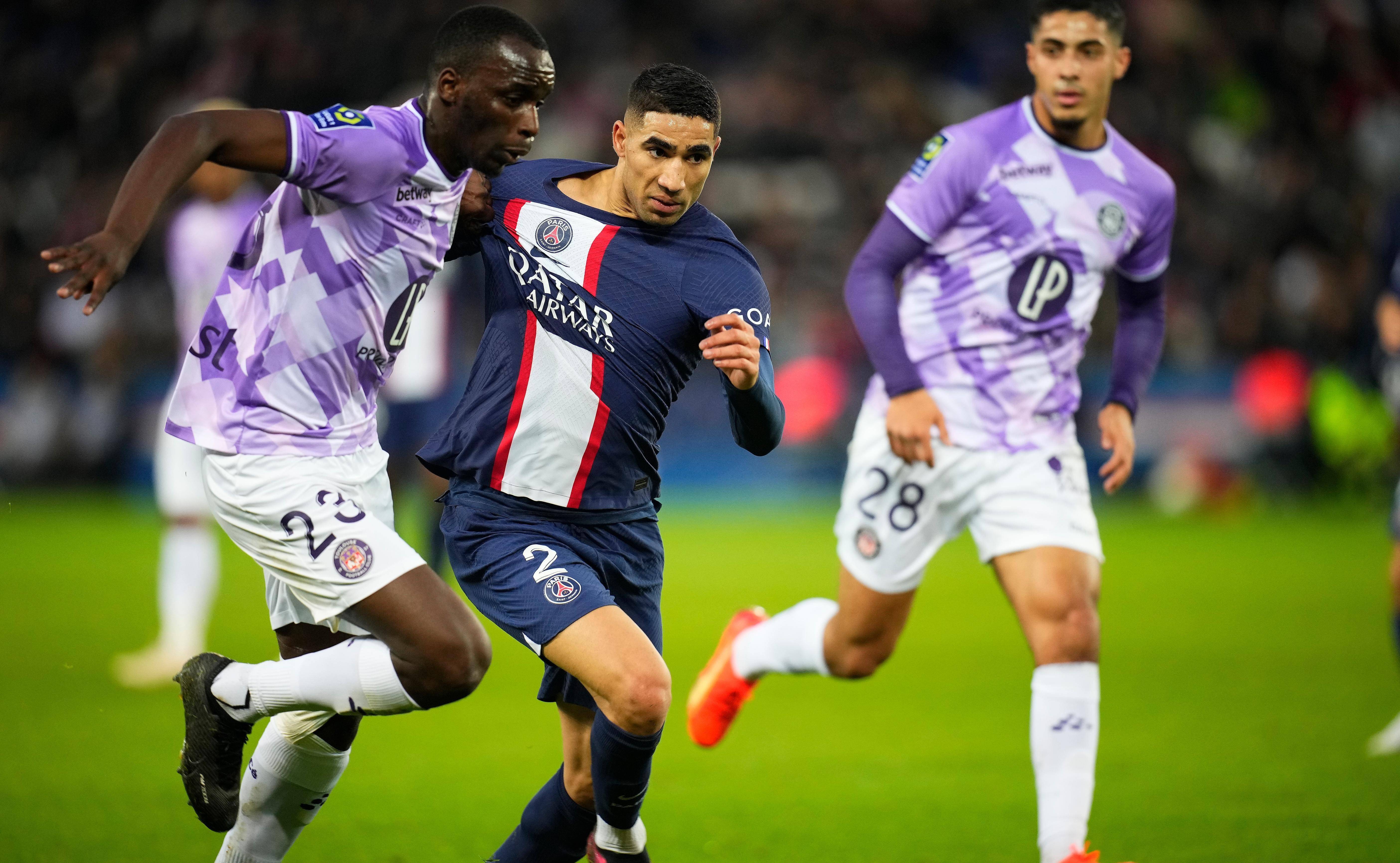 尼斯主场不敌图卢兹，遭遇意外