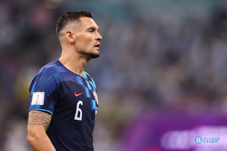 里昂后防线整体表现稳固,为球队取得连胜立下汗马功劳的简单介绍 里昂后防线整体表现稳固,为球队取得连胜立下汗马功劳的简单介绍