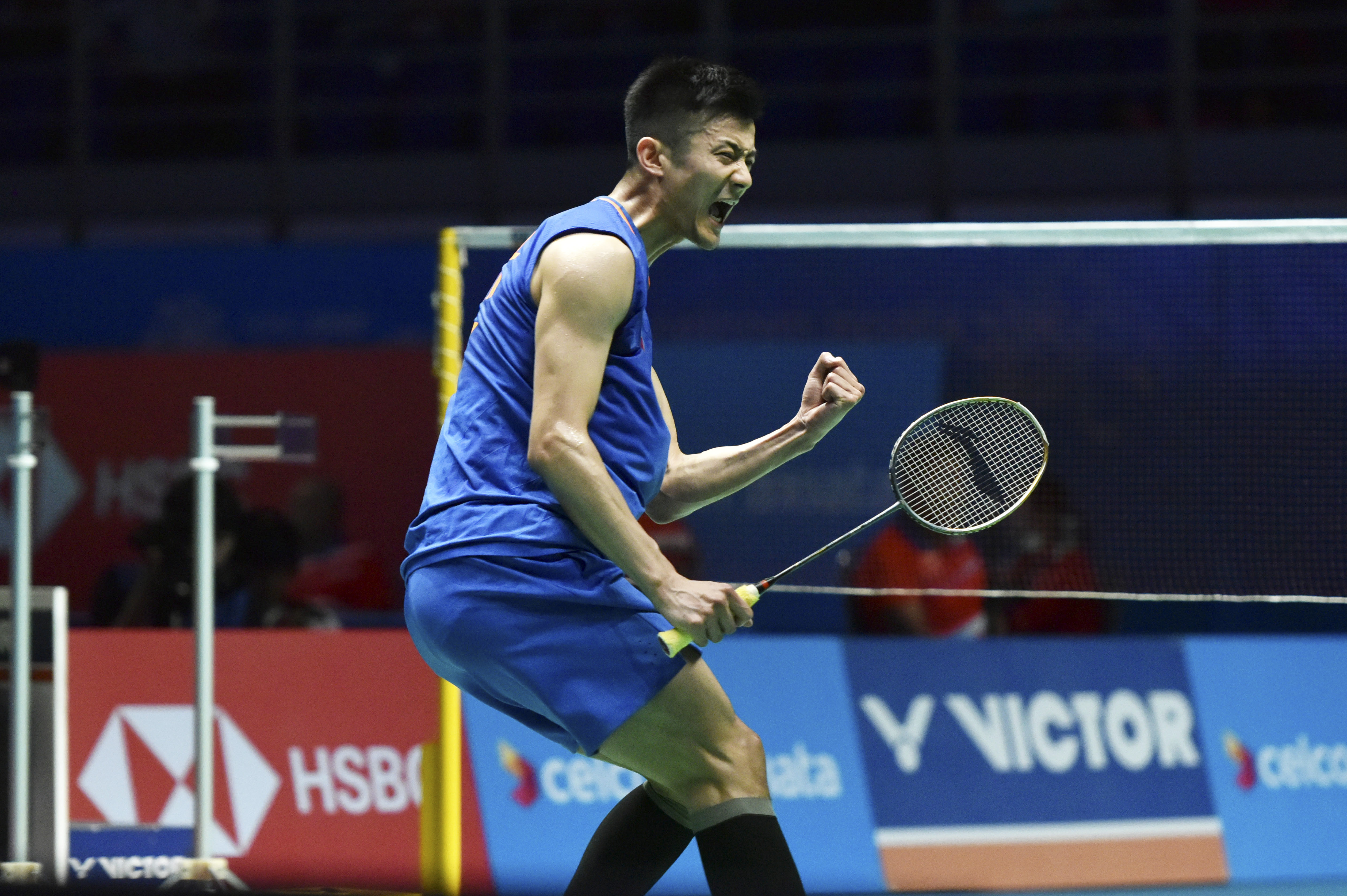 关于印尼羽毛球队完胜马来西亚羽毛球队，谌龙高光表现的信息