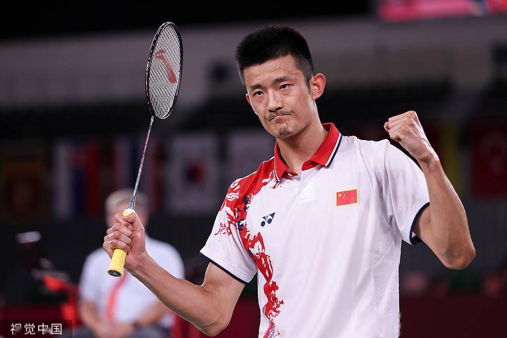 关于印尼羽毛球队完胜马来西亚羽毛球队，谌龙高光表现的信息