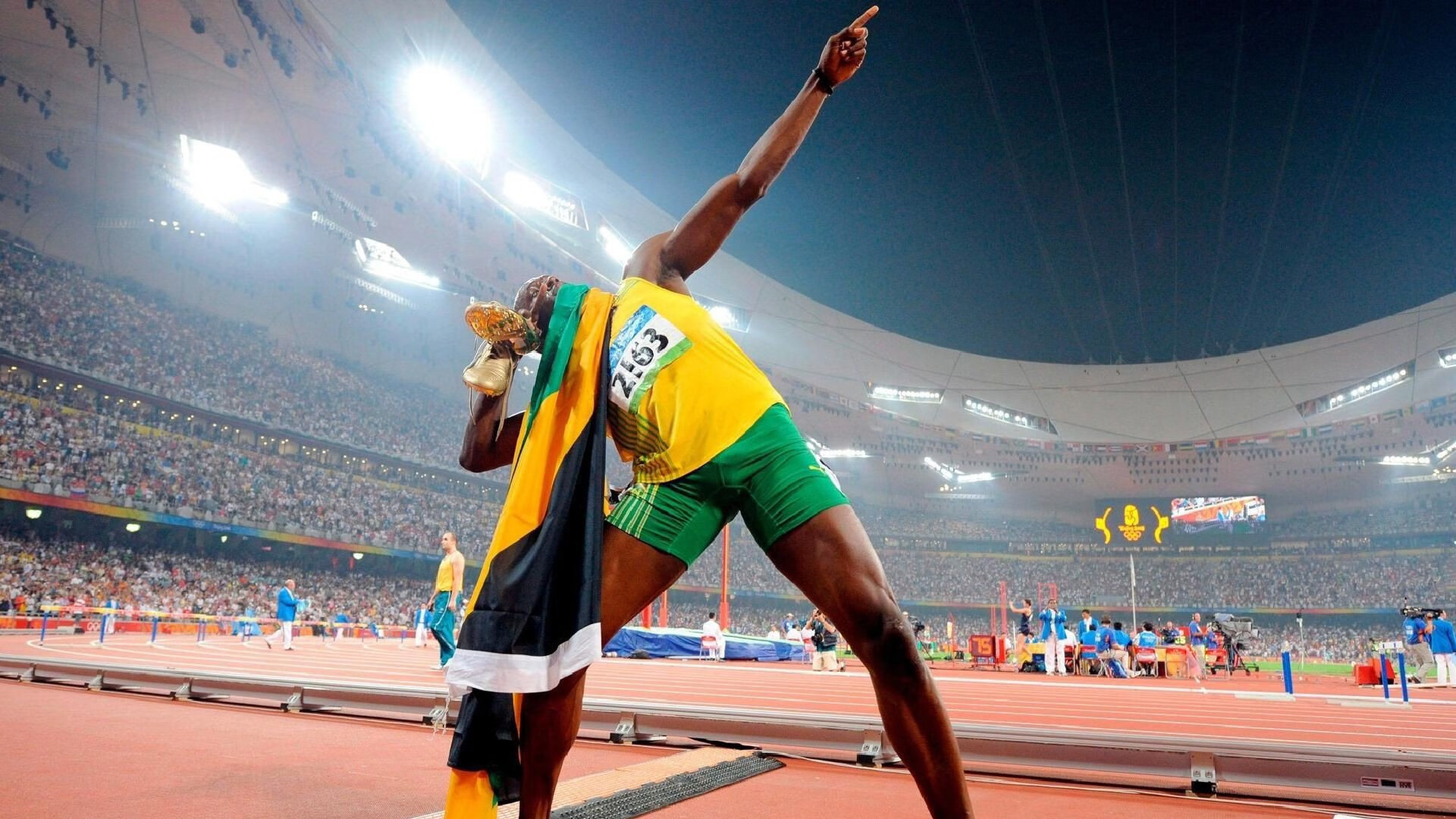 维尼修斯闪耀世界杯舞台，哥斯达黎加逆境速胜卡塔尔